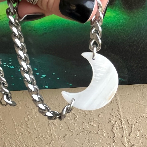 Mother of pearl moon stainless steel cuban link thick choker necklace boho - Picture 10 of 16